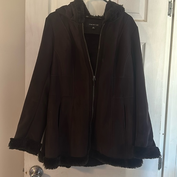 Jones New York Jackets & Blazers - Jones New York Coat Size M